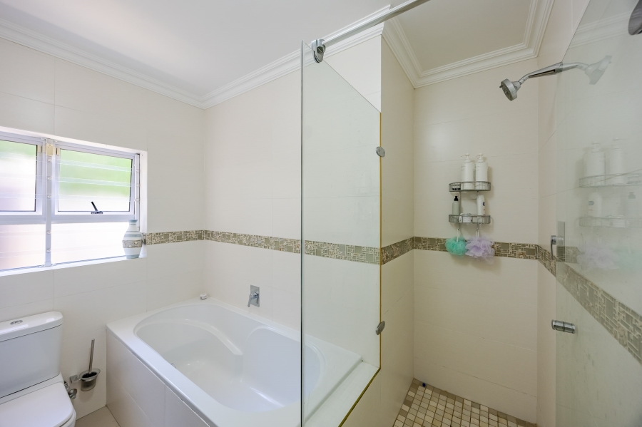 5 Bedroom Property for Sale in Kenilworth Upper Western Cape